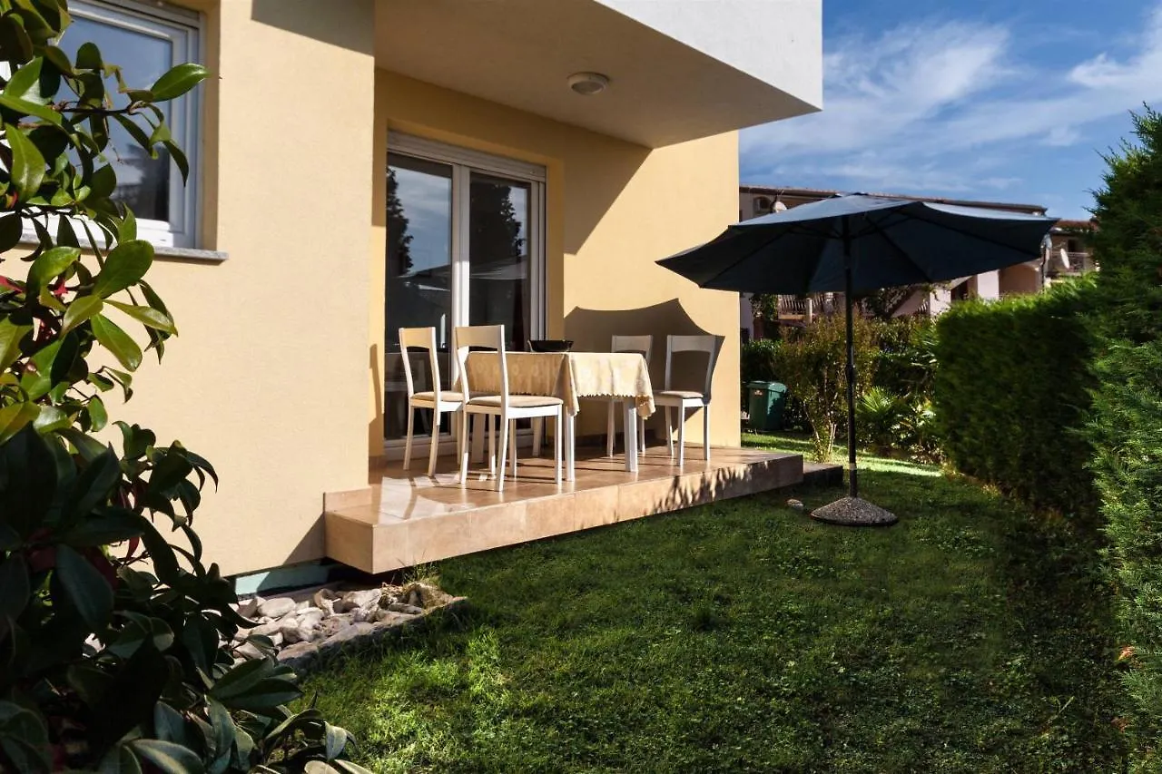 App Zlatar Apartment Umag
