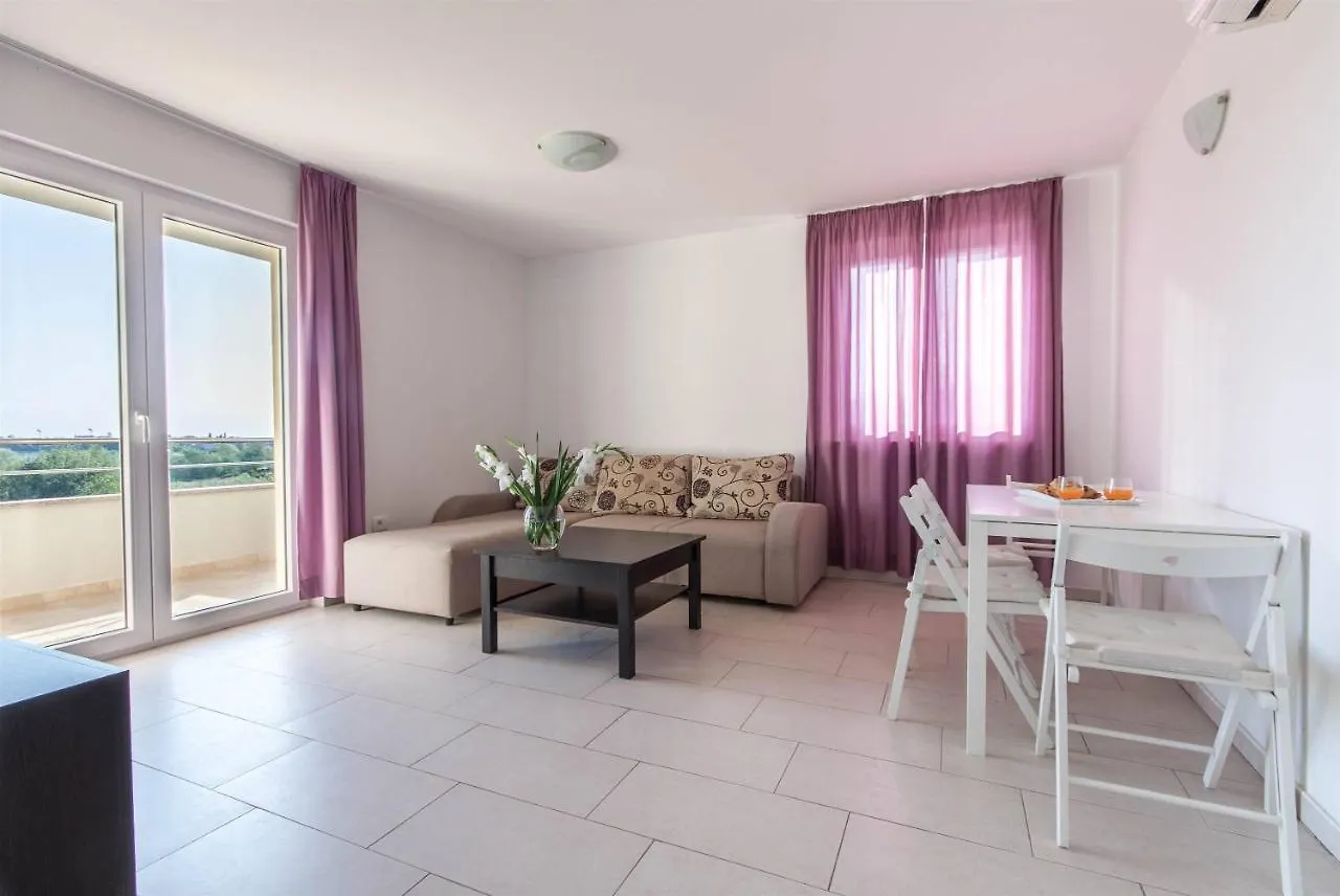 App Zlatar Apartment Umag Croatia