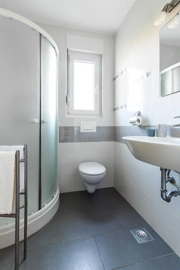App Zlatar Apartment Umag
