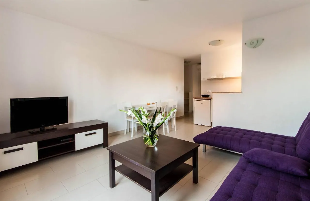 App Zlatar Apartment Umag