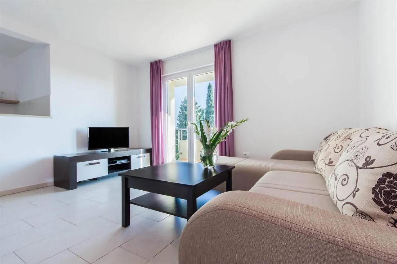 App Zlatar Apartment Umag